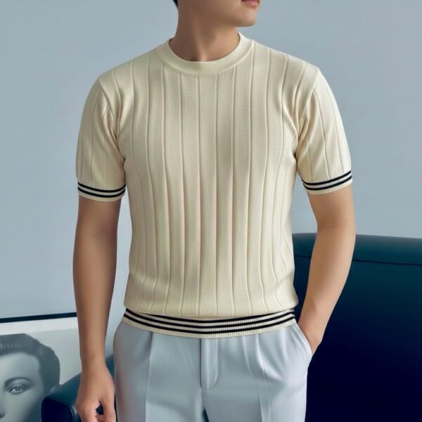 Round neck Cream, sharp look