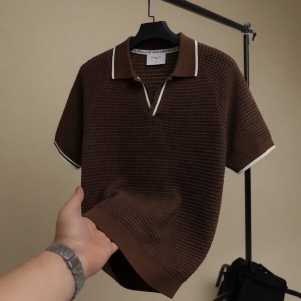Retro knit polo in brown